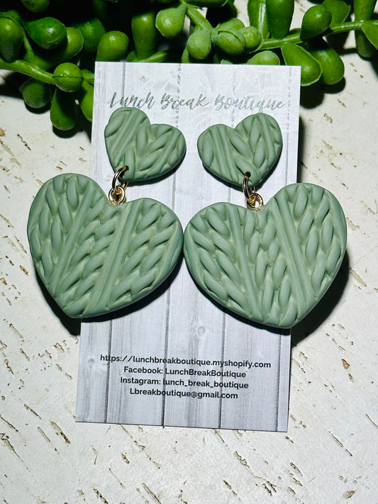 Green sweater hearts